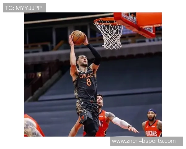 克林根表现出色14投7中砍下18分11篮板4助攻正负值高达16分助球队获胜